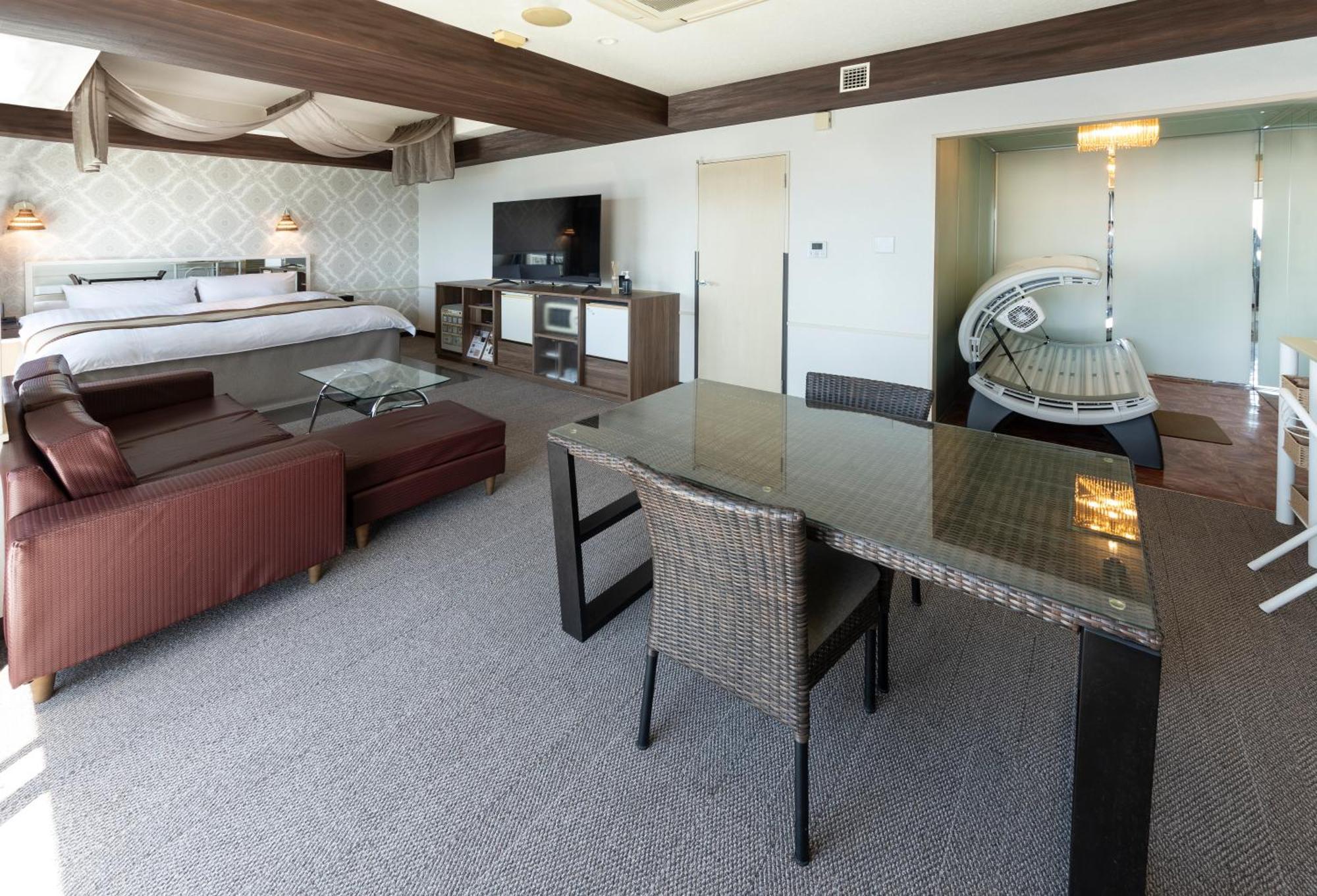 Nagasaki Chapel Coconuts Hotel ＆Resort Isahaya Ngoại thất bức ảnh